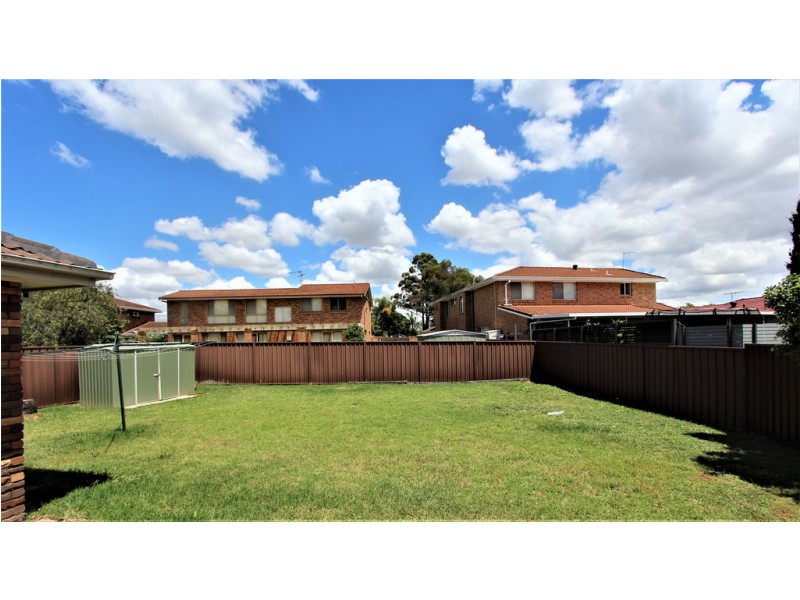 25 Wendlebury Road, Chipping Norton NSW 2170