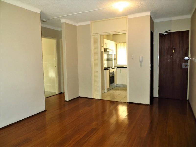 6/11 Forbes Street, Liverpool NSW 2170