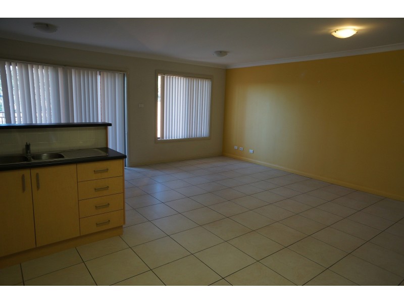 Edensor Park NSW 2176