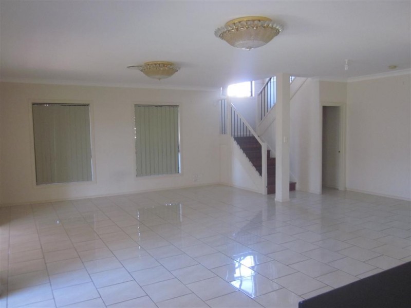 West Hoxton NSW 2171