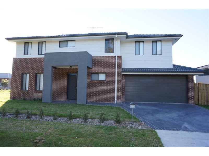 26 Colenso Cct, Edmondson Park NSW 2174