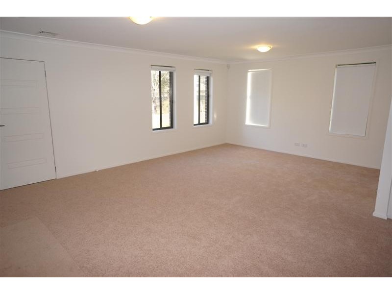 26 Colenso Cct, Edmondson Park NSW 2174