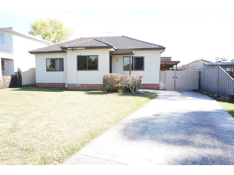 46 Dan Cr, Lansvale NSW 2166