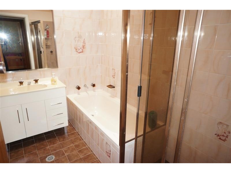 46 Dan Cr, Lansvale NSW 2166