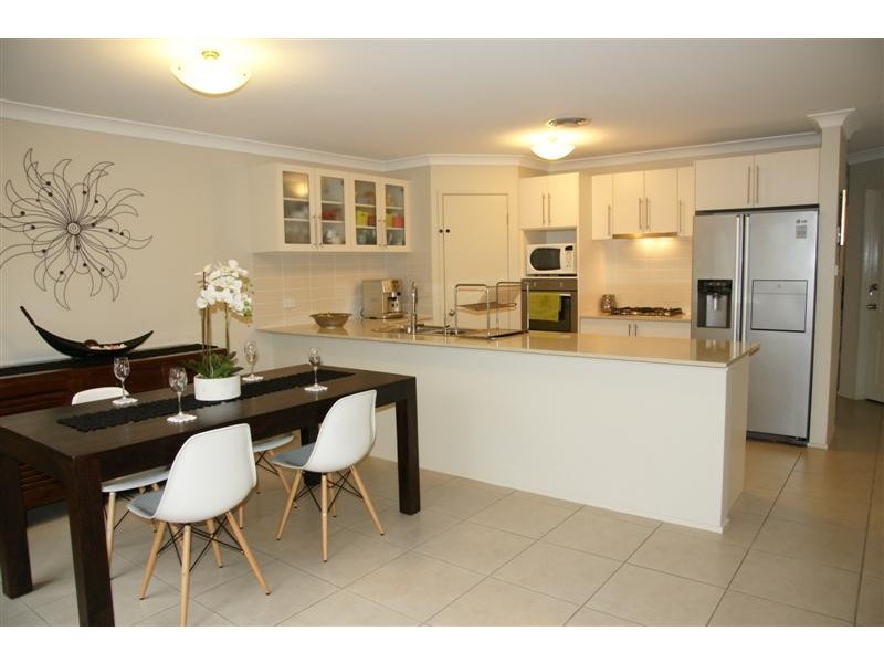 30 Stansmore Ave, Prestons NSW 2170