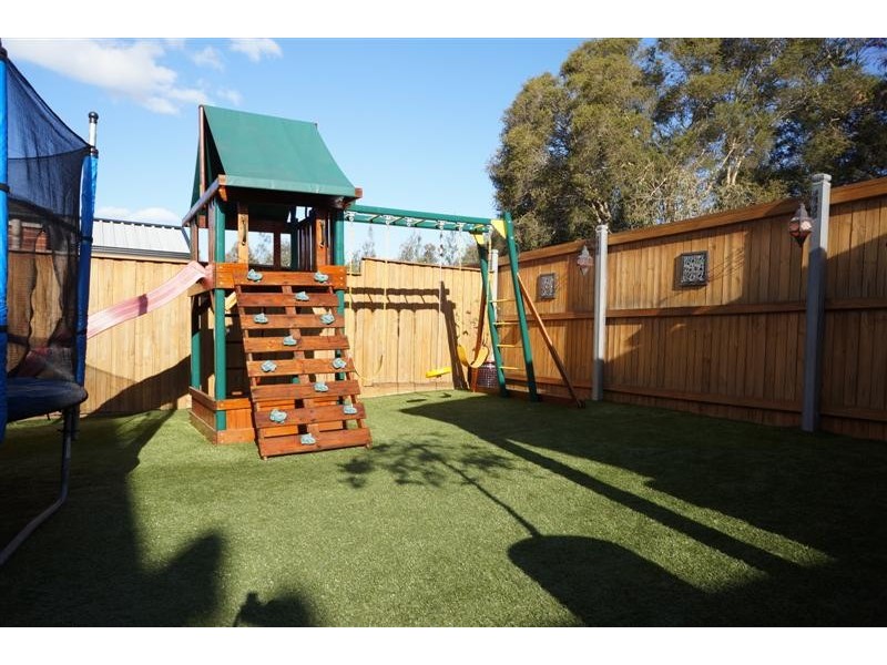30 Stansmore Ave, Prestons NSW 2170