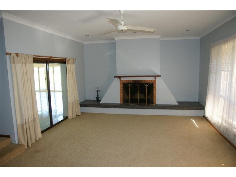 Denham Court NSW 2565