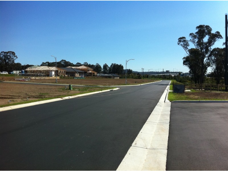 47 Seventeenth Ave East, Middleton Grange NSW 2171