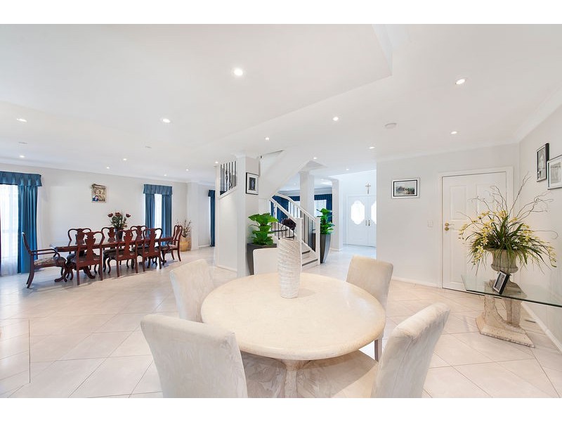 183B Henry Lawson Drive, Georges Hall NSW 2198