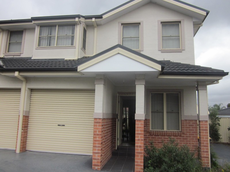 4/10-12 Lewis Road, Liverpool NSW 2170