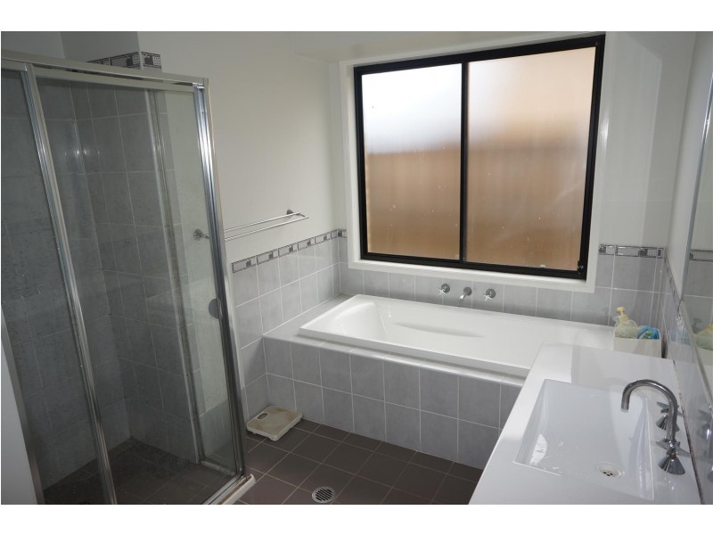 6 Mariner Street, Glenfield NSW 2167