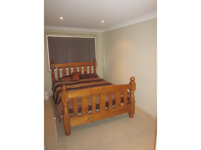 79a Swan Road, Edensor Park NSW 2176