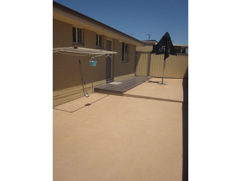 79a Swan Road, Edensor Park NSW 2176