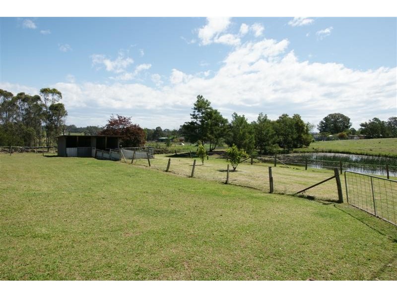 13 Hulls Rd, Leppington NSW 2179