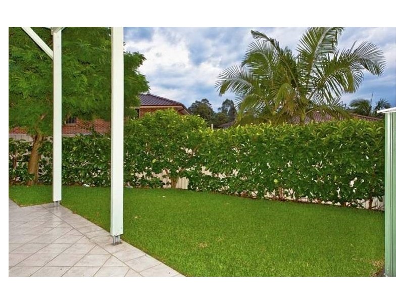 4 Rene Place, Cecil Hills NSW 2171