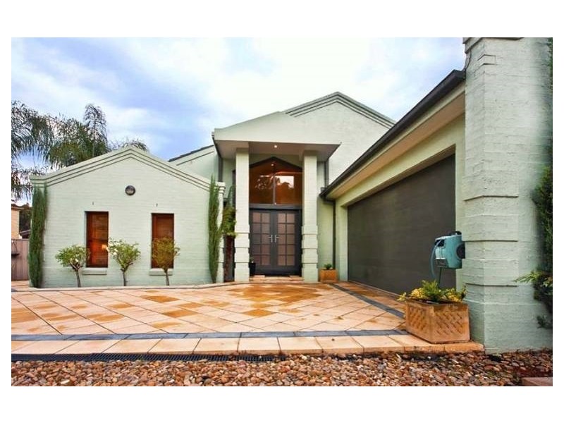 4 Rene Place, Cecil Hills NSW 2171