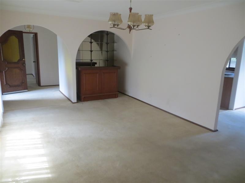 10 Dorrigo Avenue, Hoxton Park NSW 2171