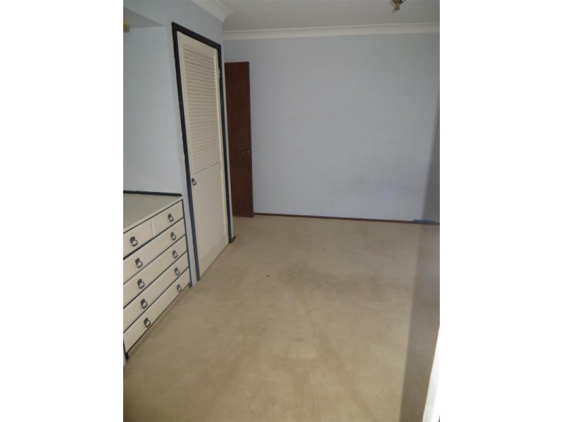 10 Dorrigo Avenue, Hoxton Park NSW 2171