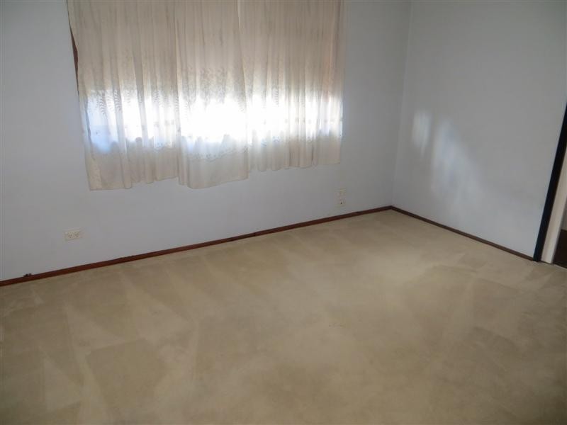 10 Dorrigo Avenue, Hoxton Park NSW 2171