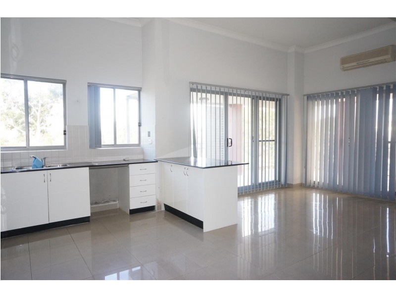 32/17-19 Northumberland Street, Liverpool NSW 2170