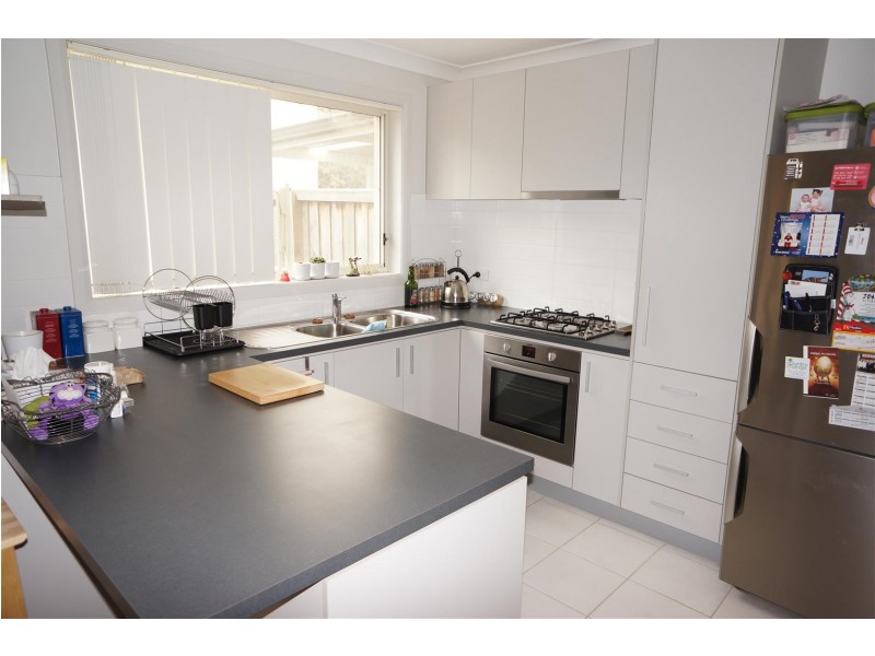 23 Mary Ann Drive, Glenfield NSW 2167