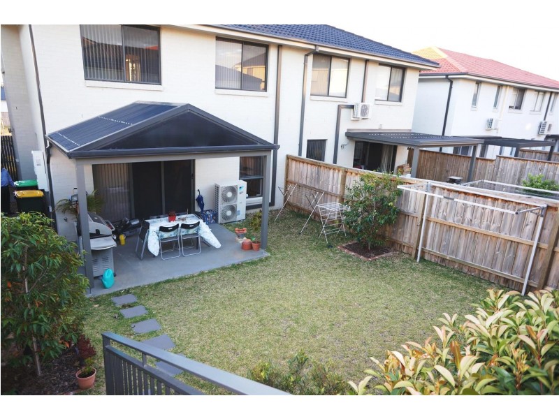 12 Matilda Lane, Glenfield NSW 2167