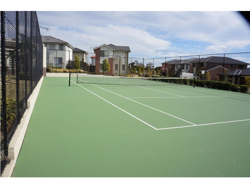 12 Matilda Lane, Glenfield NSW 2167