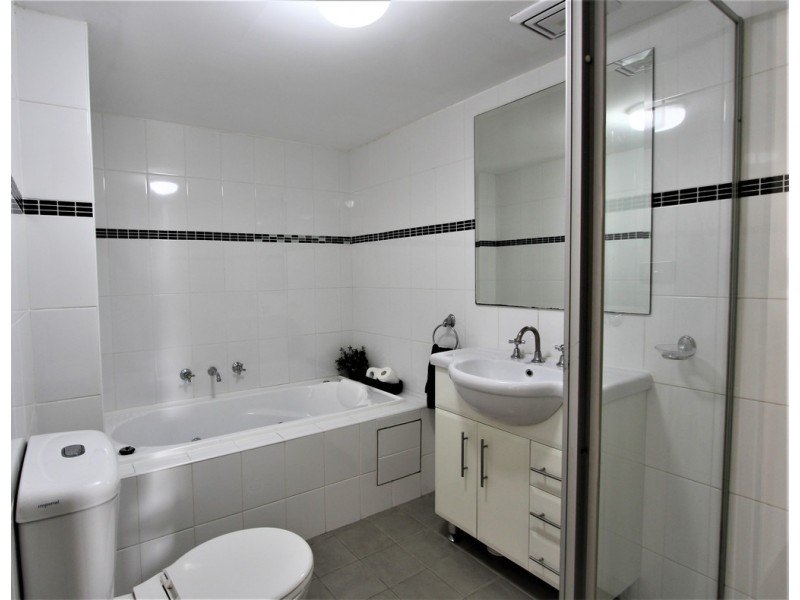 32/17-19 Northumberland Street, Liverpool NSW 2170