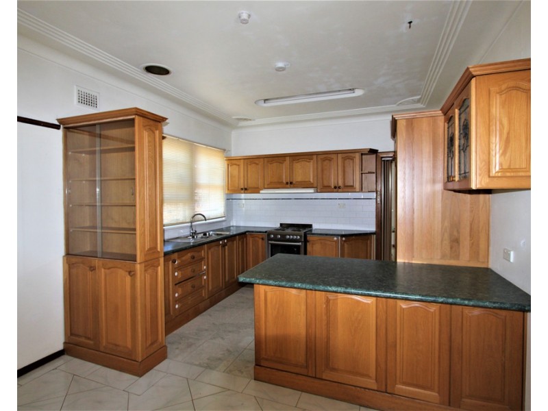 19 Winifred Street, Condell Park NSW 2200