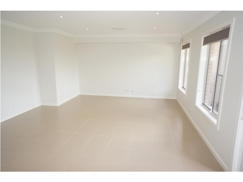 11 Finlay Avenue, Mount Pritchard NSW 2170