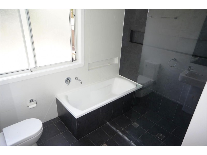 11 Finlay Avenue, Mount Pritchard NSW 2170