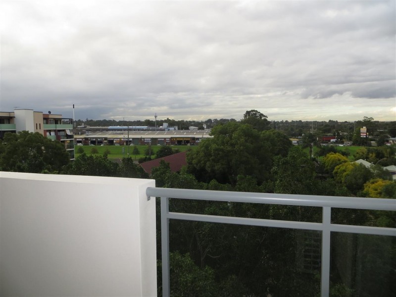 77/2-4 Bathurst Street, Liverpool NSW 2170