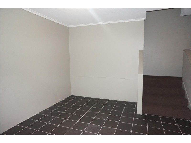 22/26 Remembrance Avenue, Warwick Farm NSW 2170