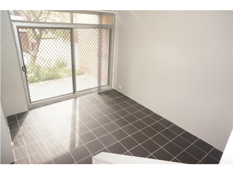 22/26 Remembrance Avenue, Warwick Farm NSW 2170