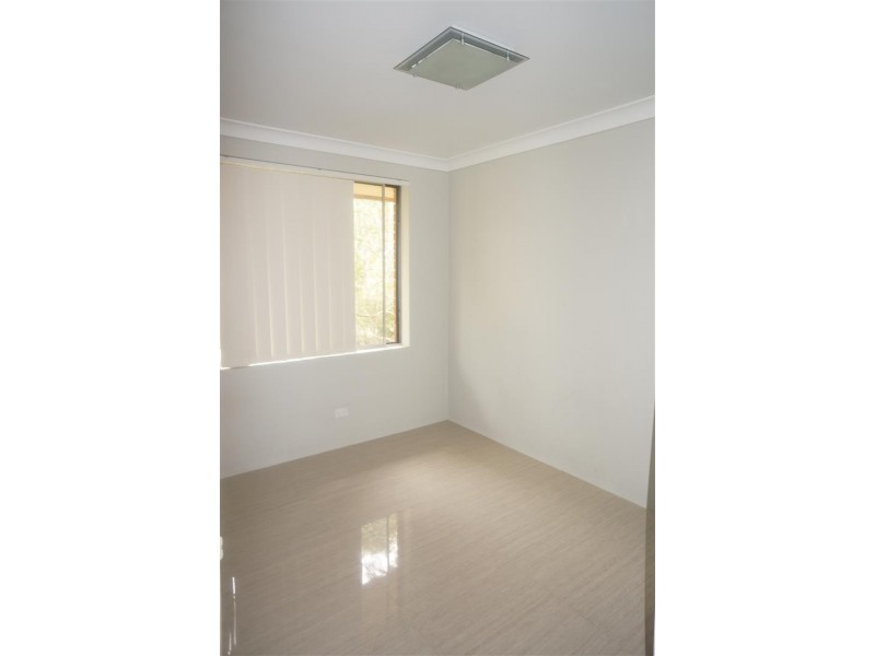 17/5 Drummond Street, Warwick Farm NSW 2170