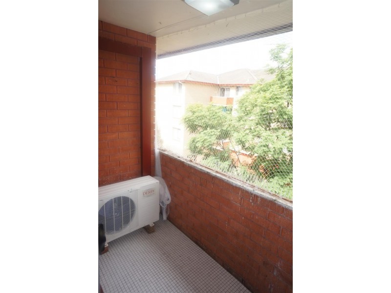 17/5 Drummond Street, Warwick Farm NSW 2170