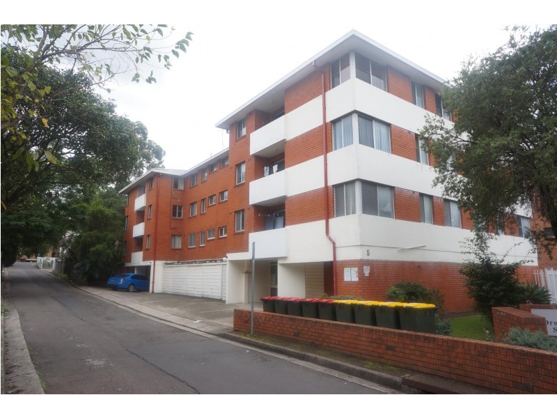 17/5 Drummond Street, Warwick Farm NSW 2170
