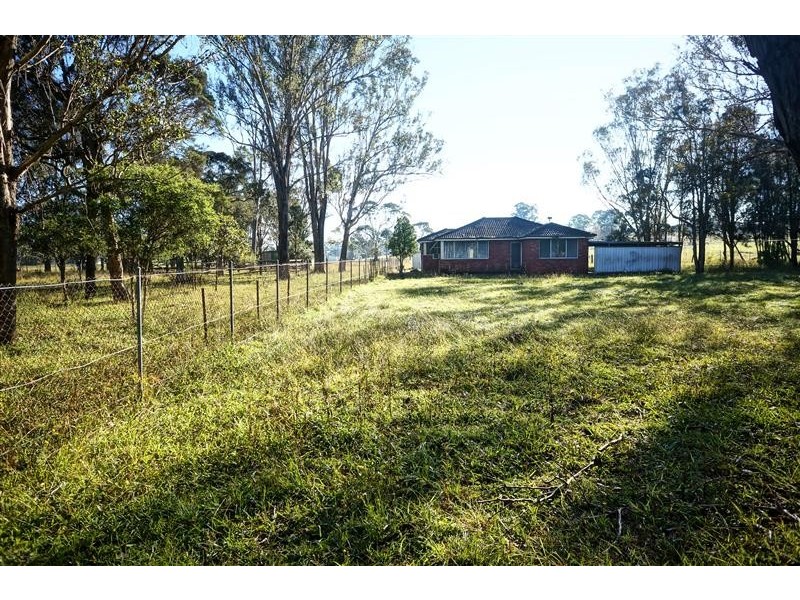 19 Allenby Road, Rossmore NSW 2557