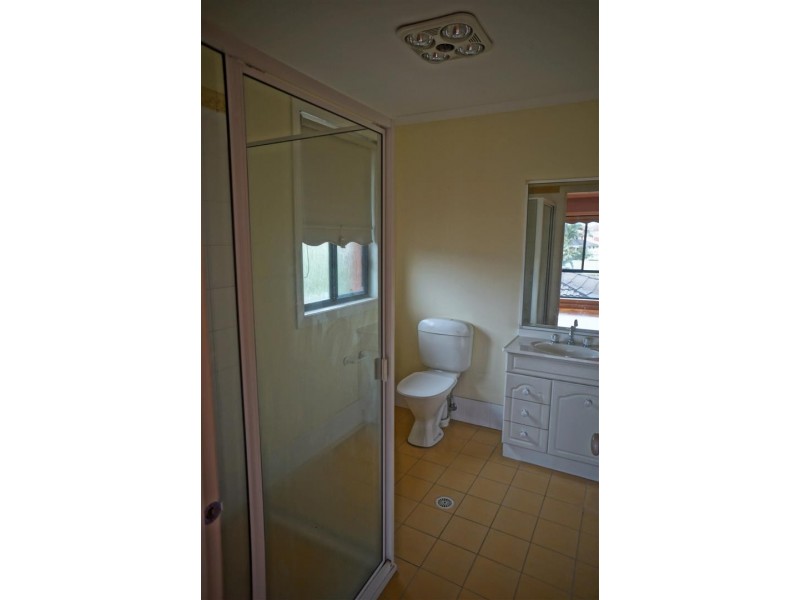 11 Bernier Way, Green Valley NSW 2168