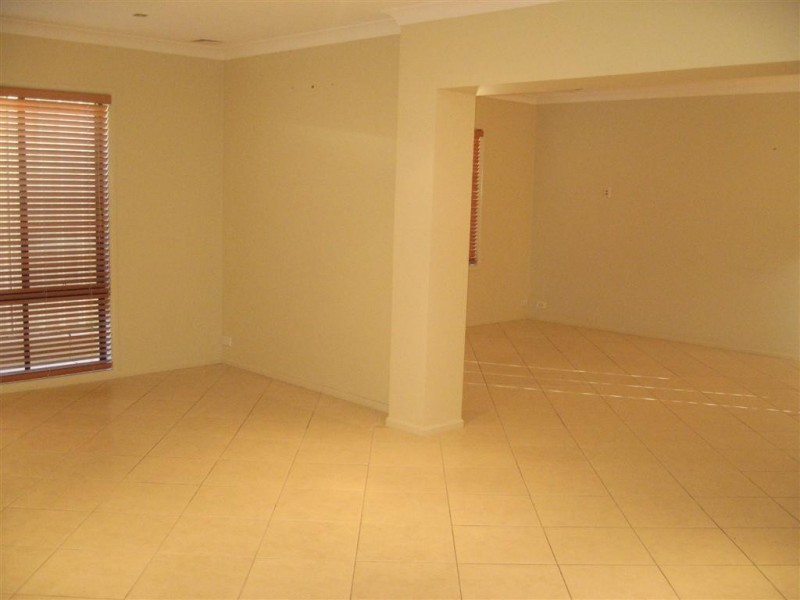 3 Seamans Place, Horningsea Park NSW 2171