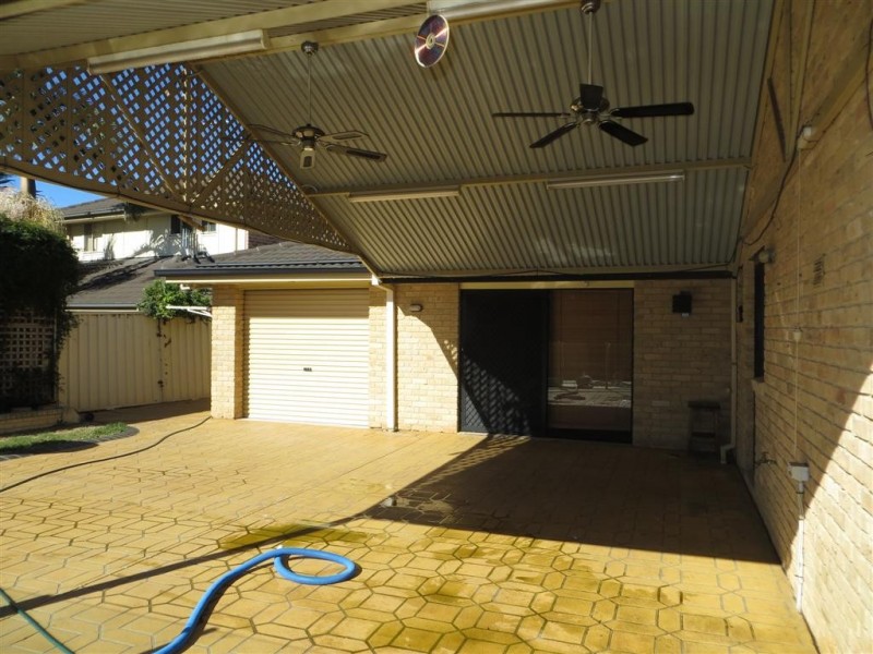 3 Seamans Place, Horningsea Park NSW 2171