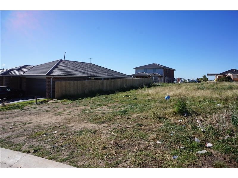 13 Champagne Road, Edmondson Park NSW 2174