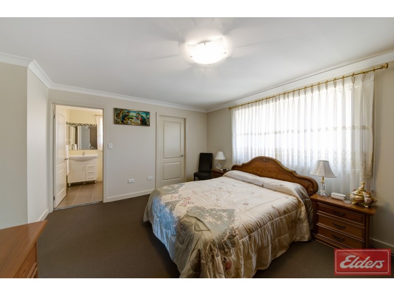 16 Redpa Close, West Hoxton NSW 2171