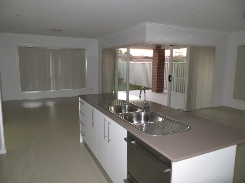 Middleton Grange NSW 2171