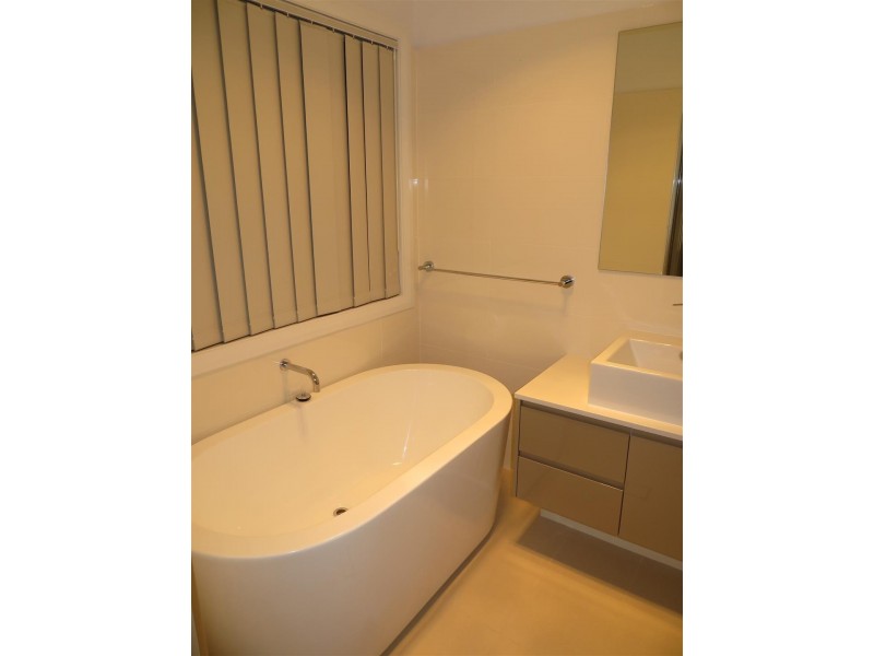 Middleton Grange NSW 2171