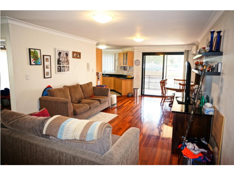 1/10 Todd Street, Merrylands West NSW 2160