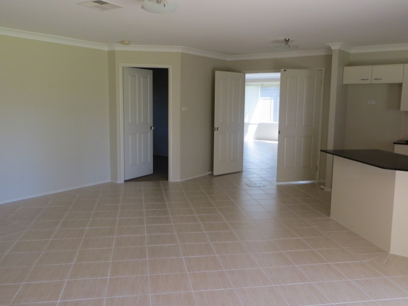 33 Derwent Road, Bringelly NSW 2556