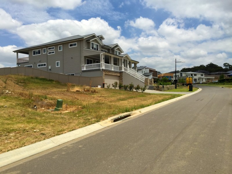 7 Hawthorne Circuit, Harrington Park NSW 2567