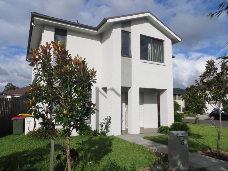 75 Eleanor Drive, Glenfield NSW 2167