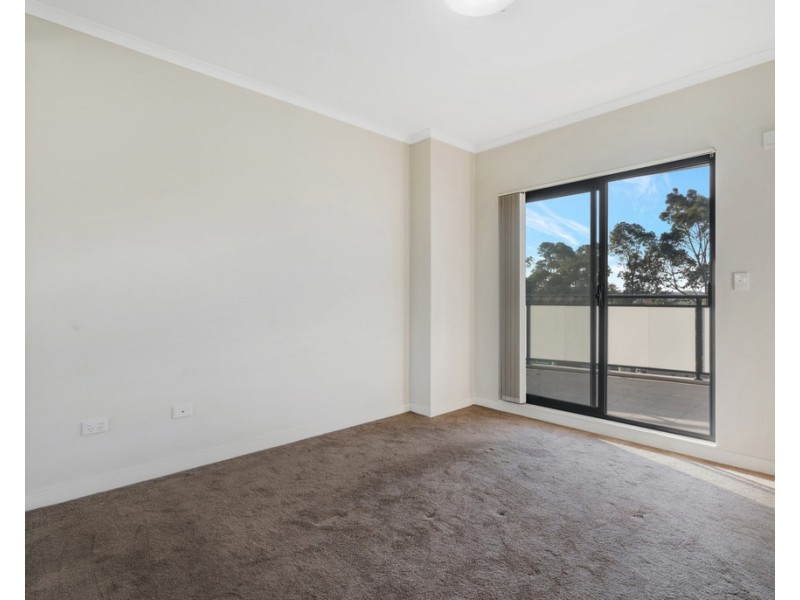 Unit 13/2 Bigge Street, Liverpool NSW 2170